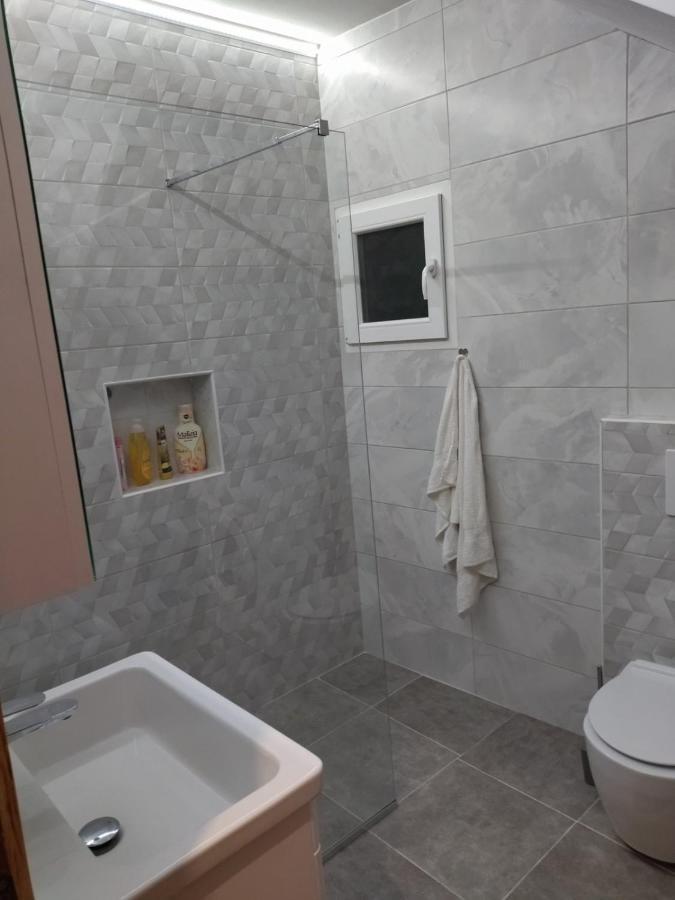 Apartment Ksenija Котор Екстериор снимка