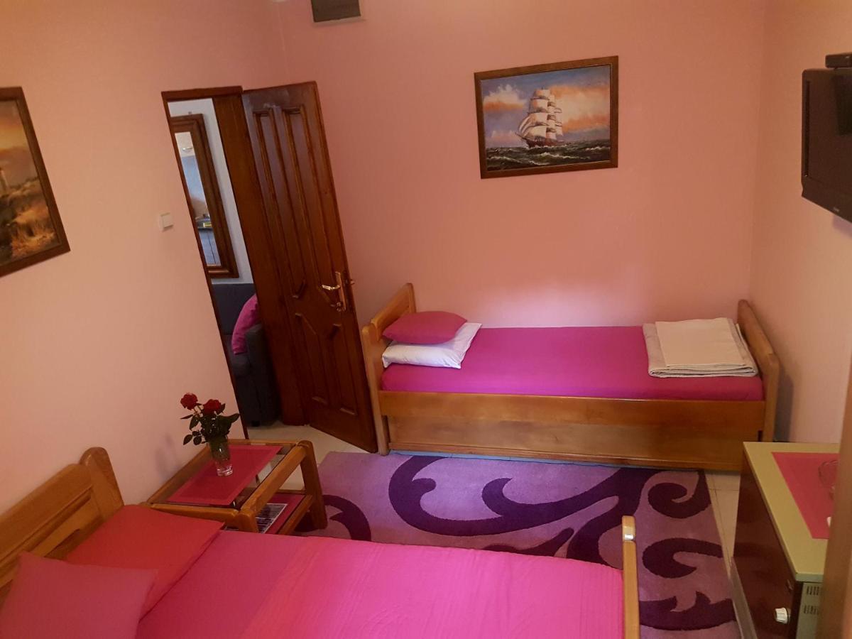Apartment Ksenija Котор Стая снимка