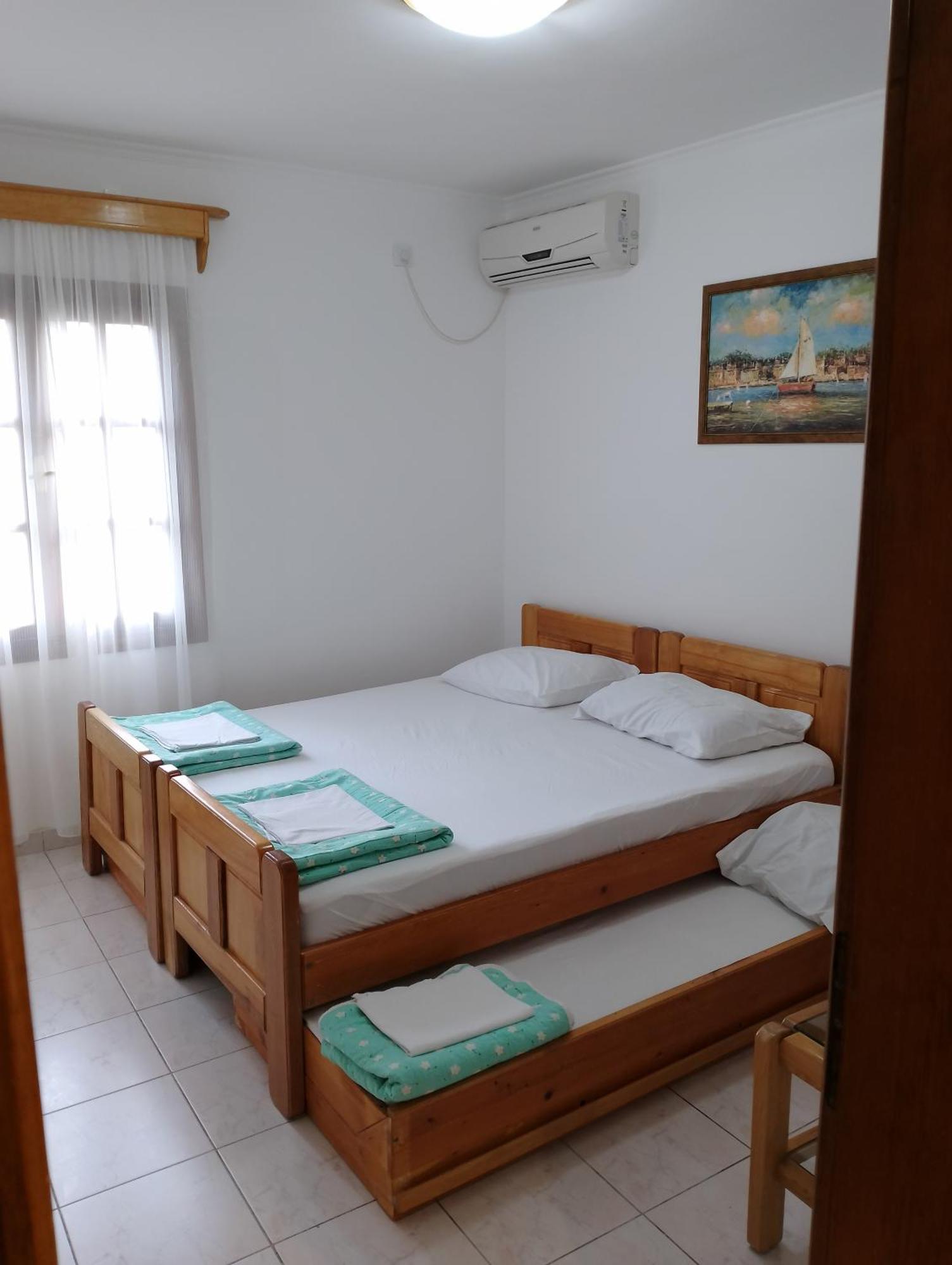 Apartment Ksenija Котор Екстериор снимка